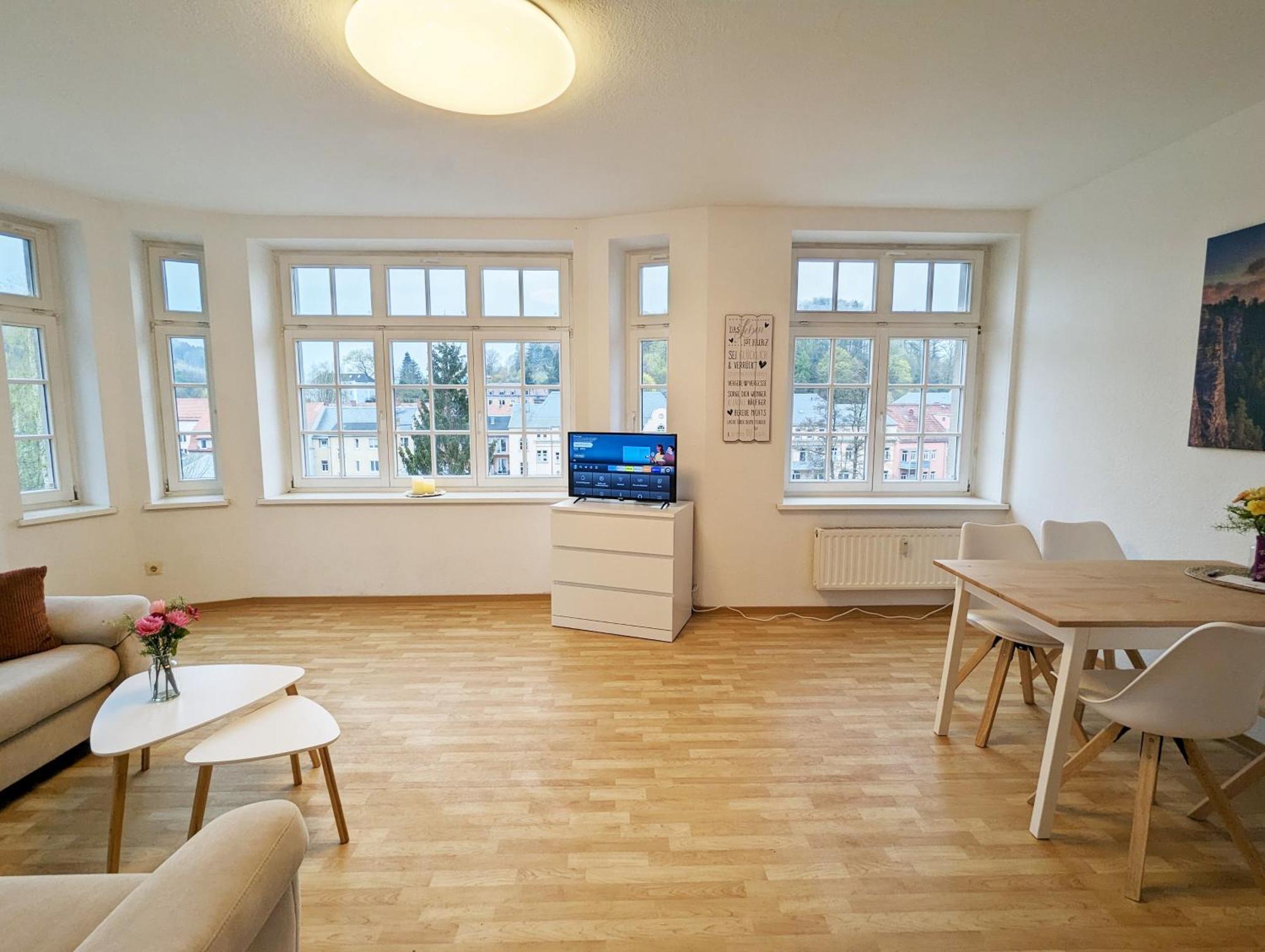 Hw3 - Urlaubsmagie - Helle, Grosse Wohnung Mit Pool Sebnitz Extérieur photo