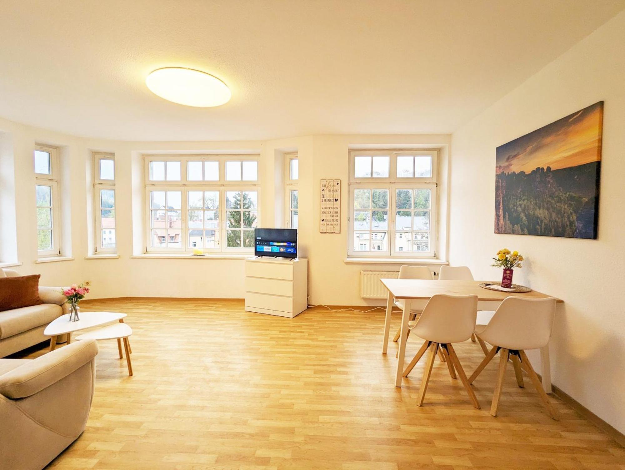 Hw3 - Urlaubsmagie - Helle, Grosse Wohnung Mit Pool Sebnitz Extérieur photo